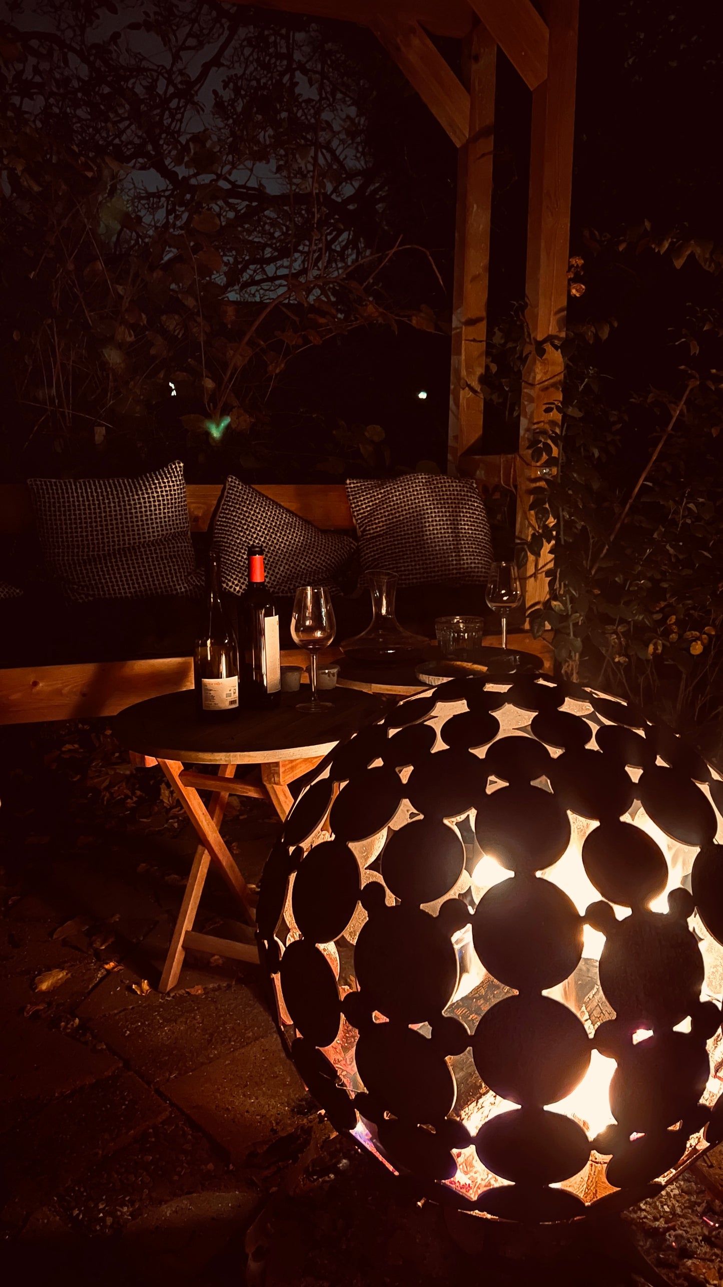 Heated outdoor bar table from Metallgut