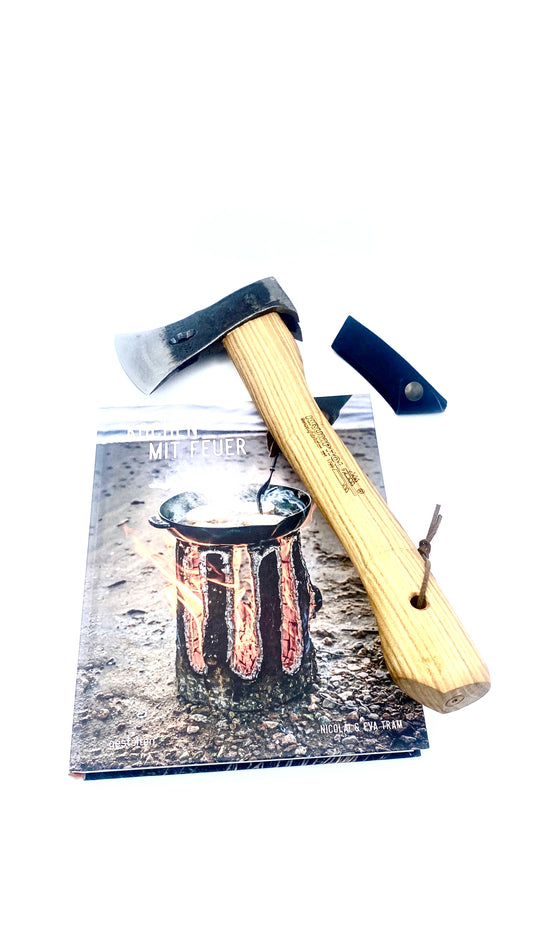 Geschenk-Set Krumpholz Beil & Buch