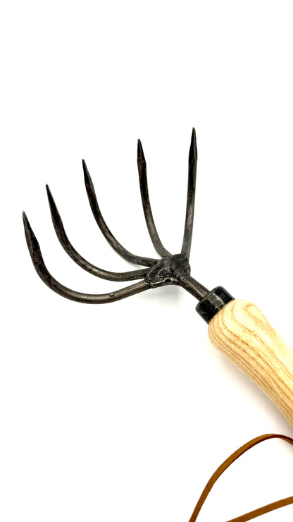 Krumpholz Grubber – 5 Zinken mit 14 cm Eschengriff