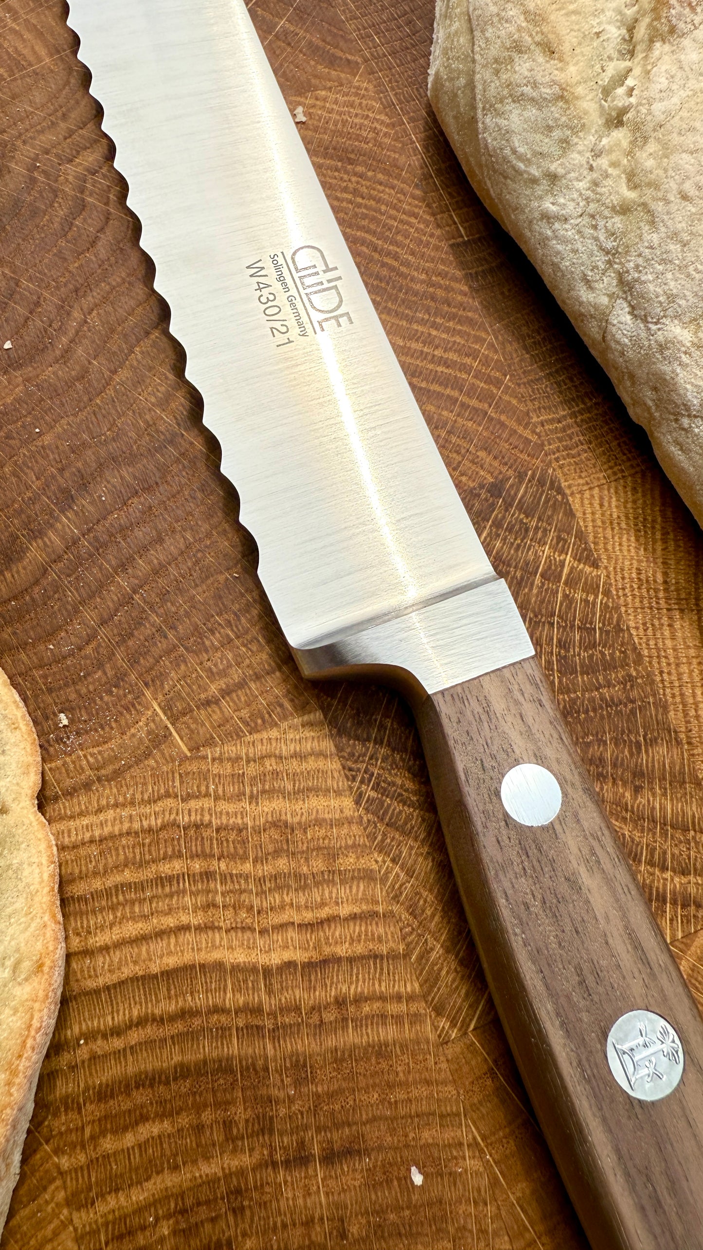 Güde Brotmesser Alpha Walnuss (Klingenlänge: ca. 21 cm)