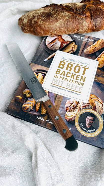 Geschenkset „Backkunst & Genuss“ – Buch „Brot backen in Perfektion“ & Gude Brotmesser Alpha (Walnuss, ca. 21 cm)