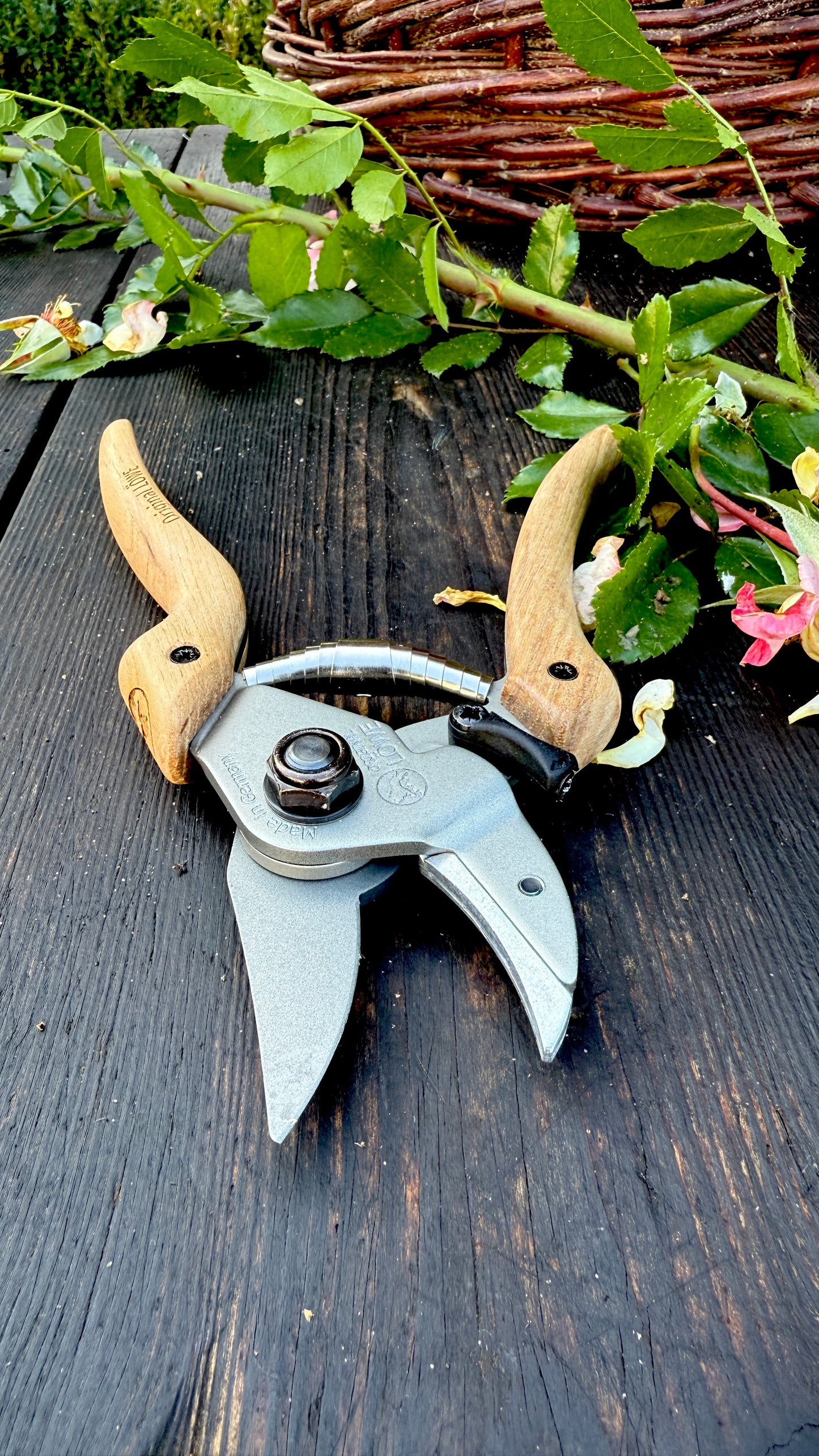 Original Löwe 7.107 Natural – Amboss-Gartenschere Professional Easy Cut