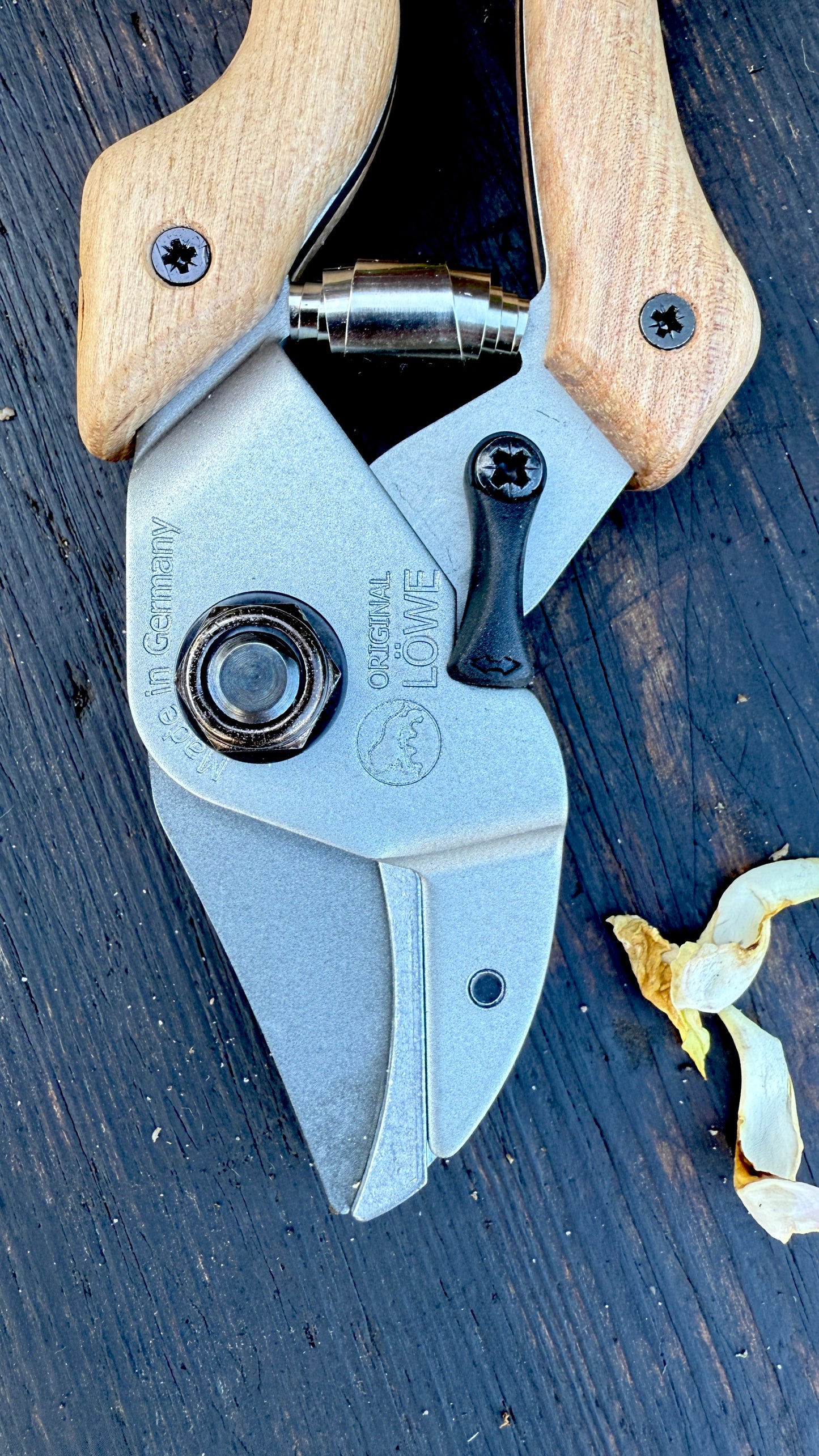 Original Löwe 7.107 Natural – Amboss-Gartenschere Professional Easy Cut