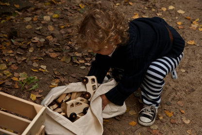 Holzauto der 30er Jahre