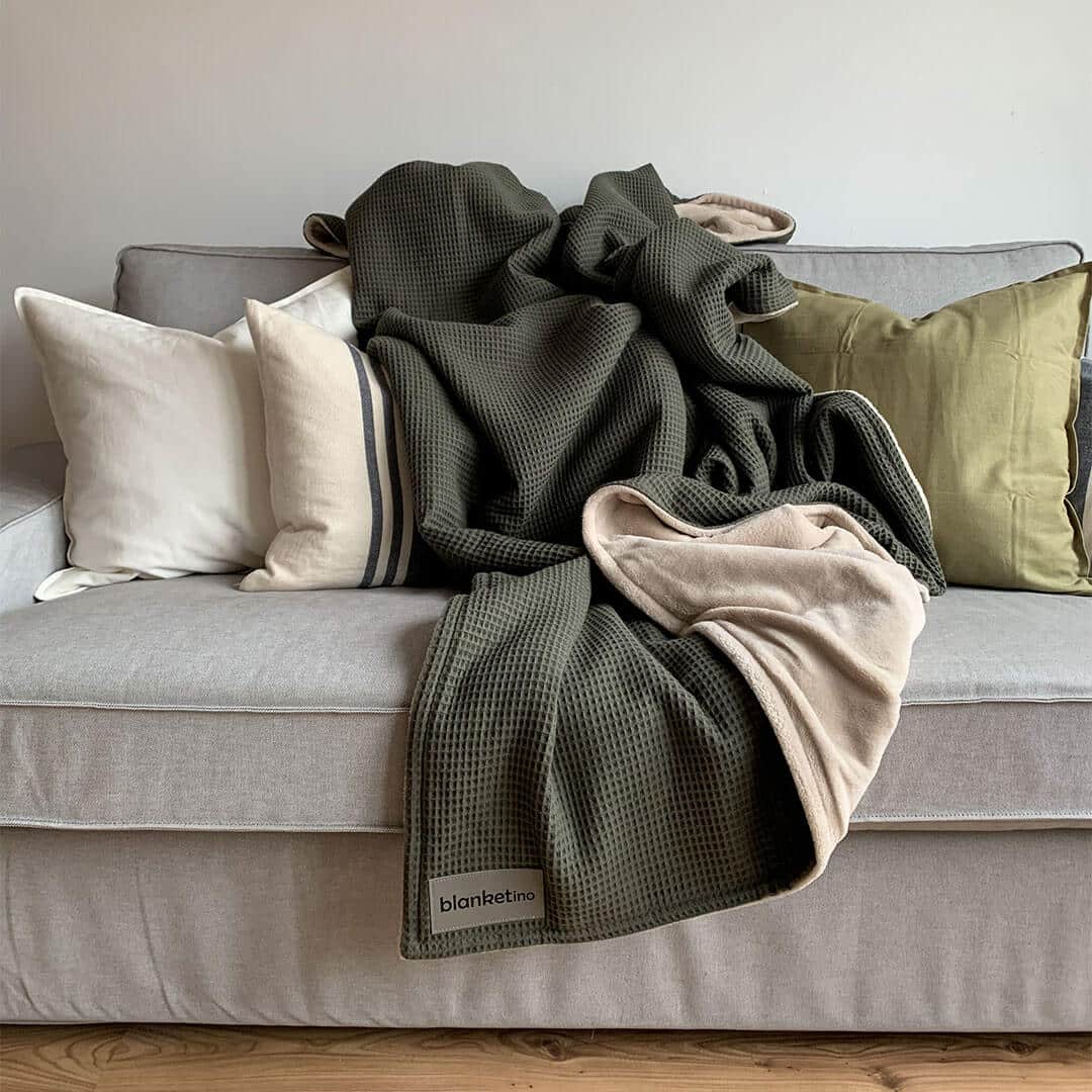 Kuscheldecke „Vollkommen“ Waldgrün · Sandweiß - 145 x 210 cm