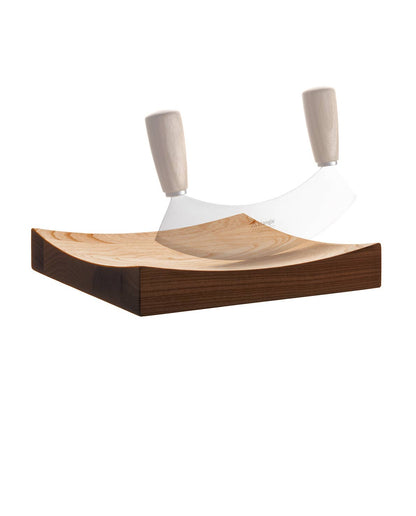 triangle Wiegemesserbrett aus massiver Kernesche 23 × 23 cm – Made in Solingen