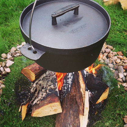Fältugn Dutch Oven Feuertopf aus Gusseisen, 5,5 L - Skeppshult